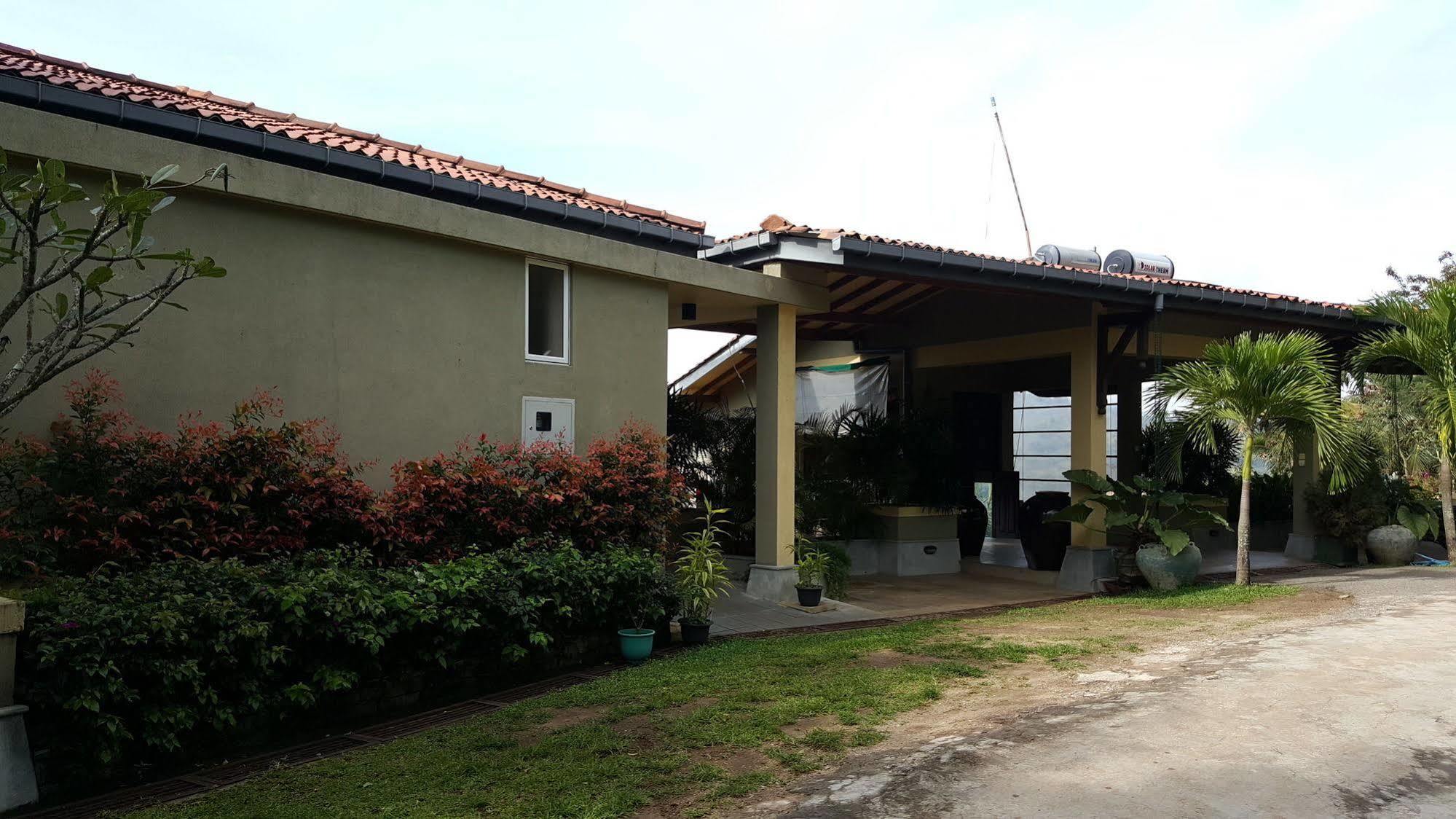 Albatross Boutique Villa Kandy Exterior photo