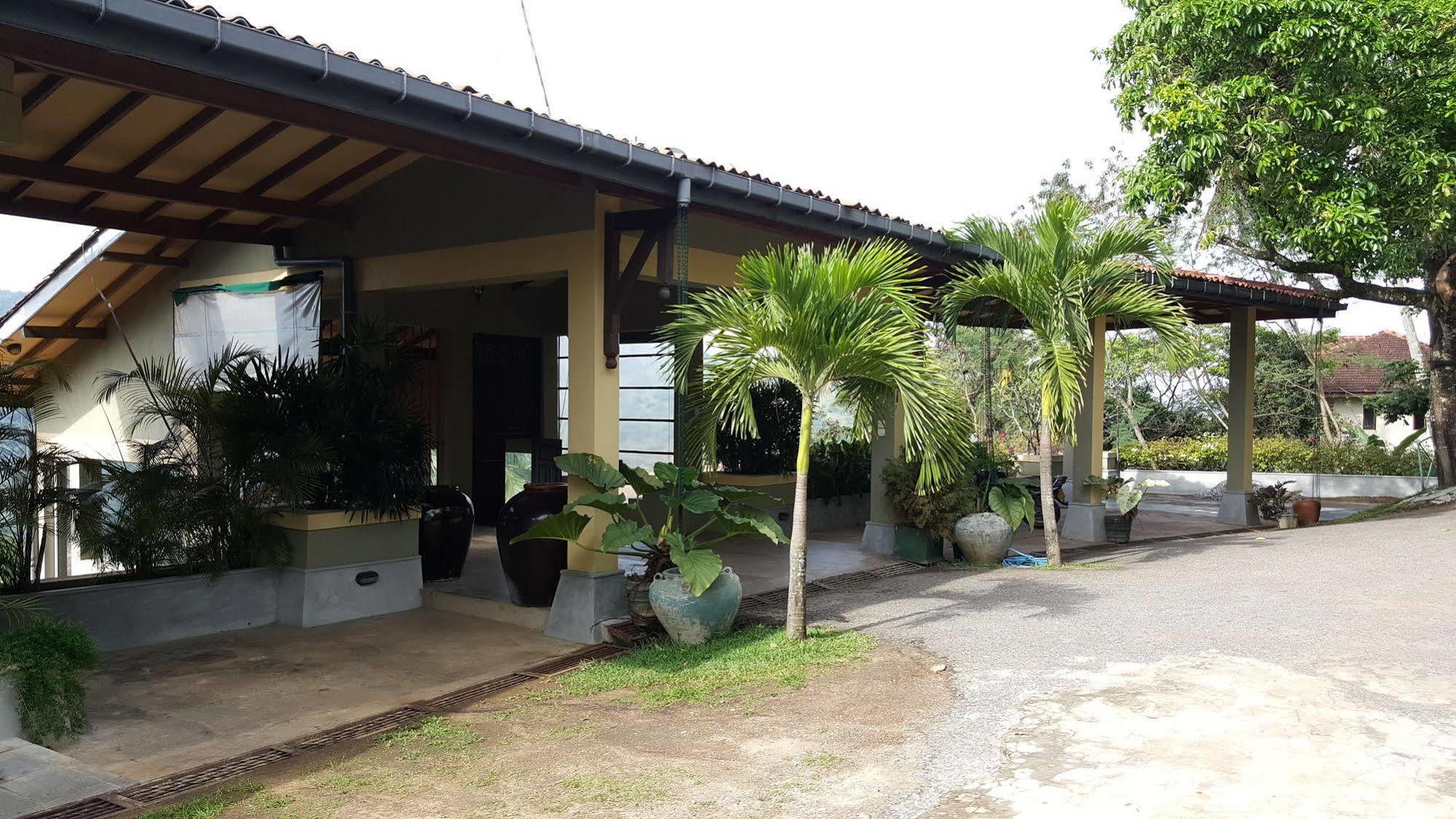 Albatross Boutique Villa Kandy Exterior photo